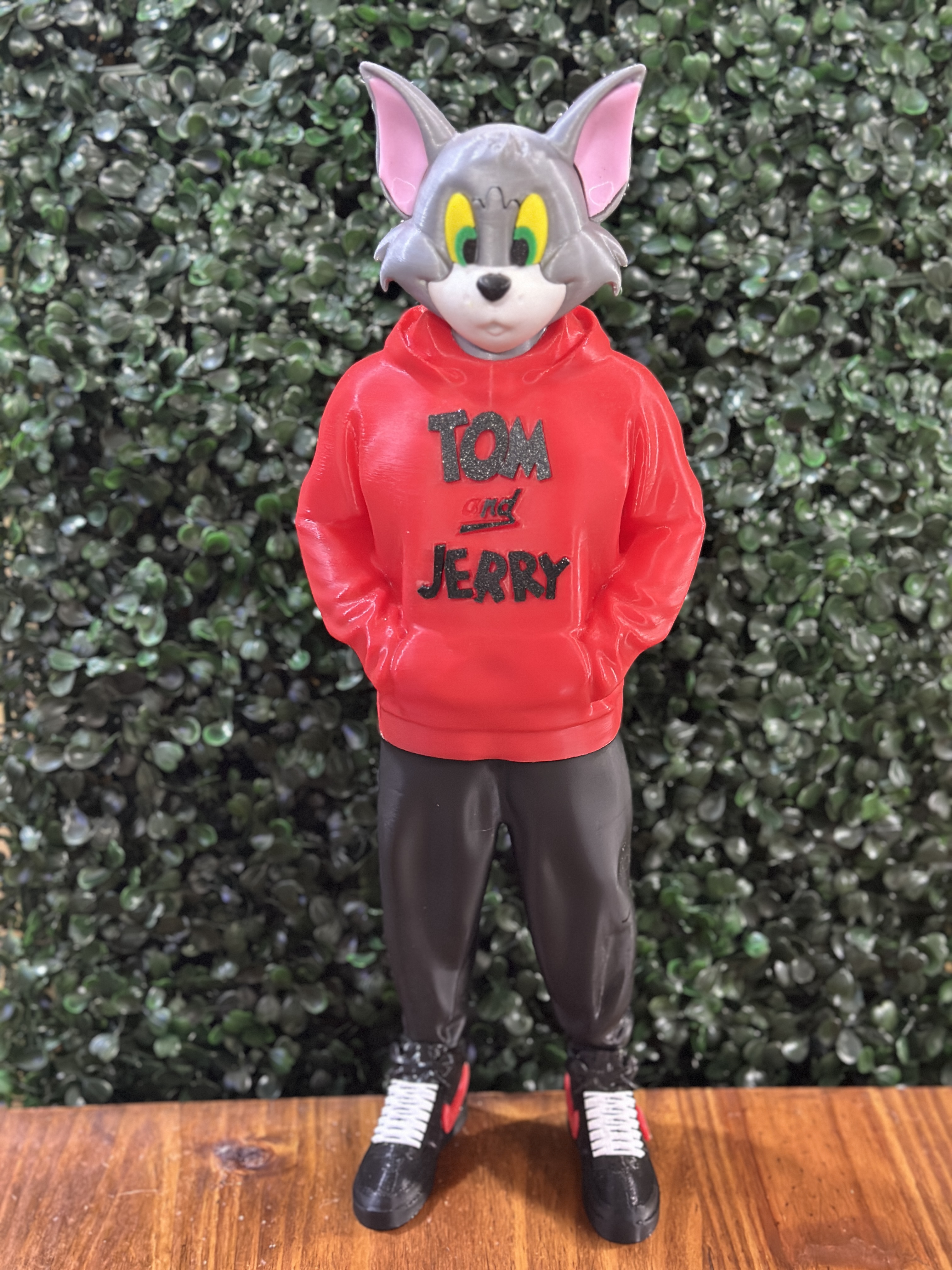 Figura Tom Drip / Streetwear Rojo 3D 🐱🔥👟💥