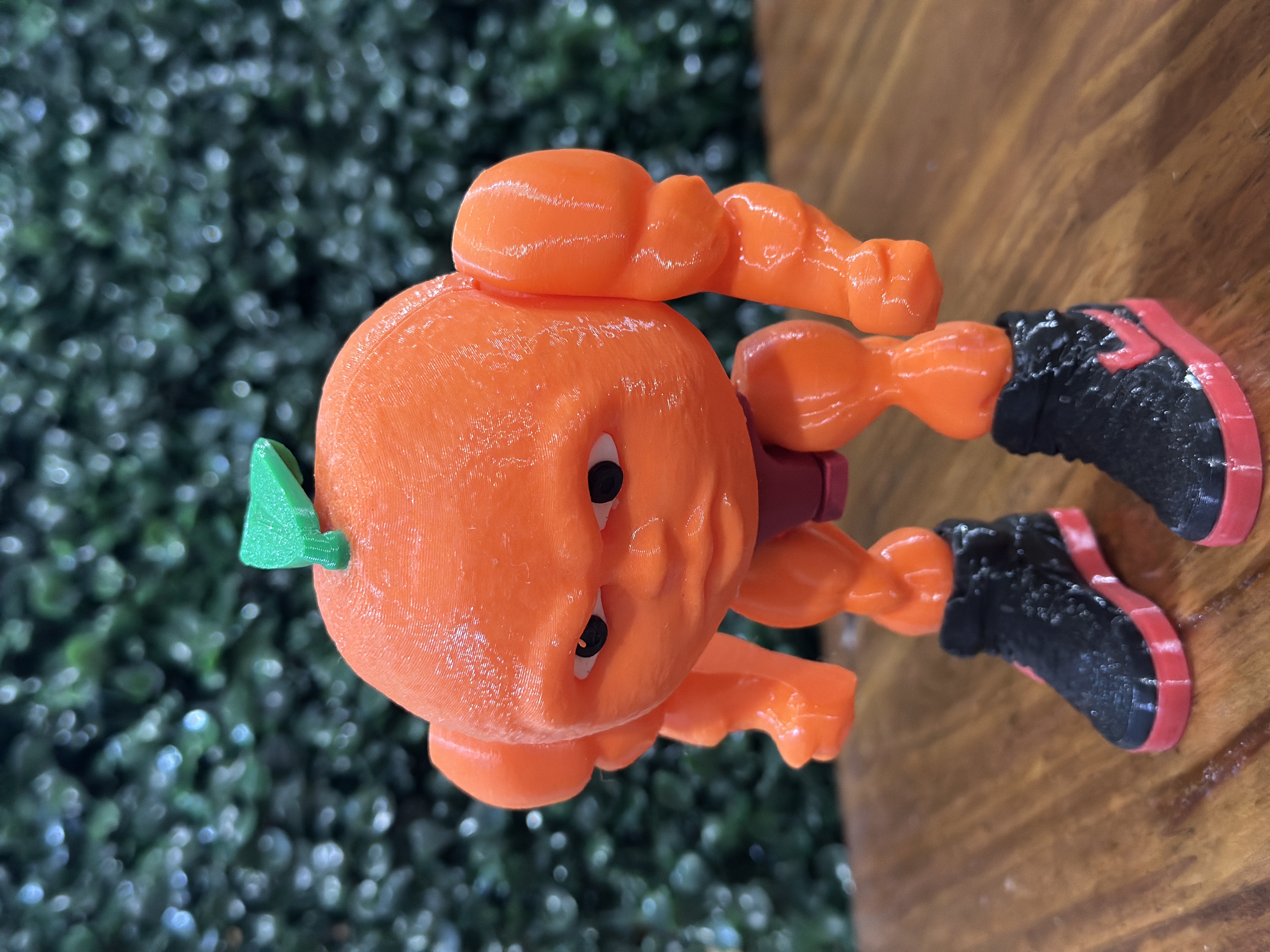 Figura Naranja Musculosa / Orange Buff Guy Brainrot Meme 3D 🍊💪👟✨